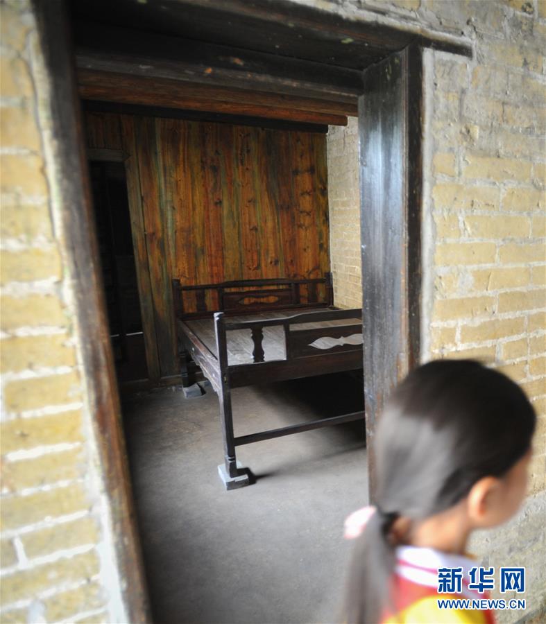 (壯麗70年·奮斗新時(shí)代——記者再走長征路·圖文互動)(3)不朽的紅色雄鷹——人民軍隊(duì)航空先驅(qū)馮達(dá)飛的故事