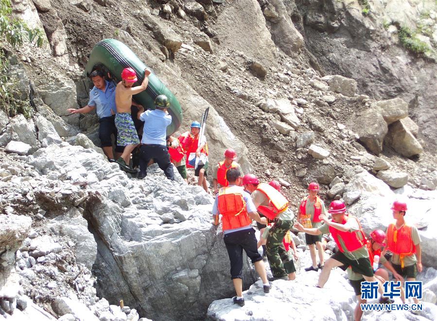 （時(shí)代先鋒&middot;圖文互動(dòng)）（2）為人民&ldquo;逆行&rdquo;的人&mdash;&mdash;追記退役軍人、青年禁毒民警韓順軍