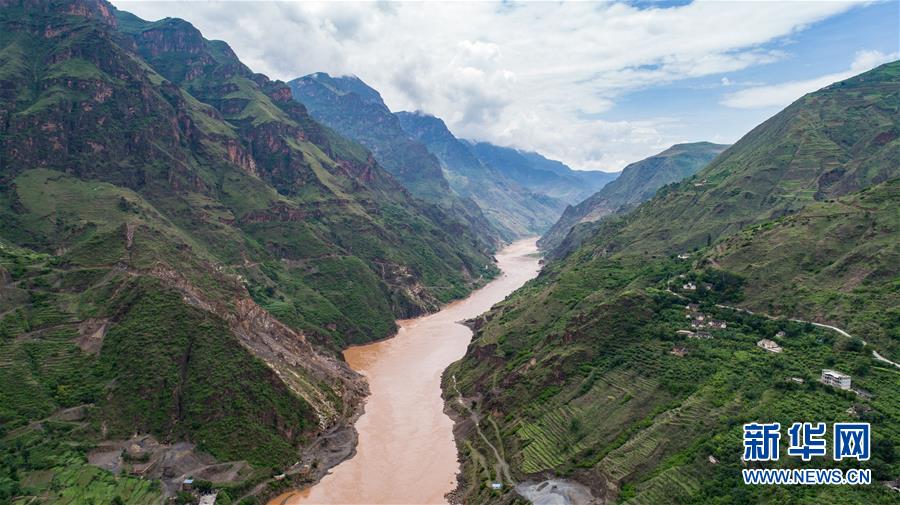 （壯麗70年&middot;奮斗新時(shí)代&mdash;&mdash;記者再走長征路&middot;圖文互動(dòng)）（2）七天七夜，驚心動(dòng)魄&mdash;&mdash;皎平渡口永不消失的紅色記憶