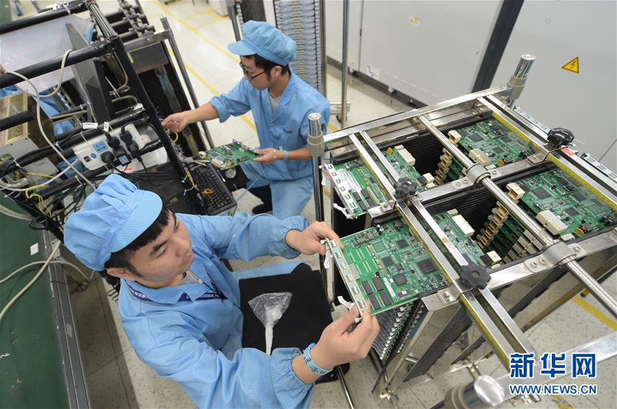 (壯麗70年·奮斗新時代——共和國發(fā)展成就巡禮·圖文互動)(3)潮涌楚天闊——湖北砥礪奮進70年譜寫高質量發(fā)展華章