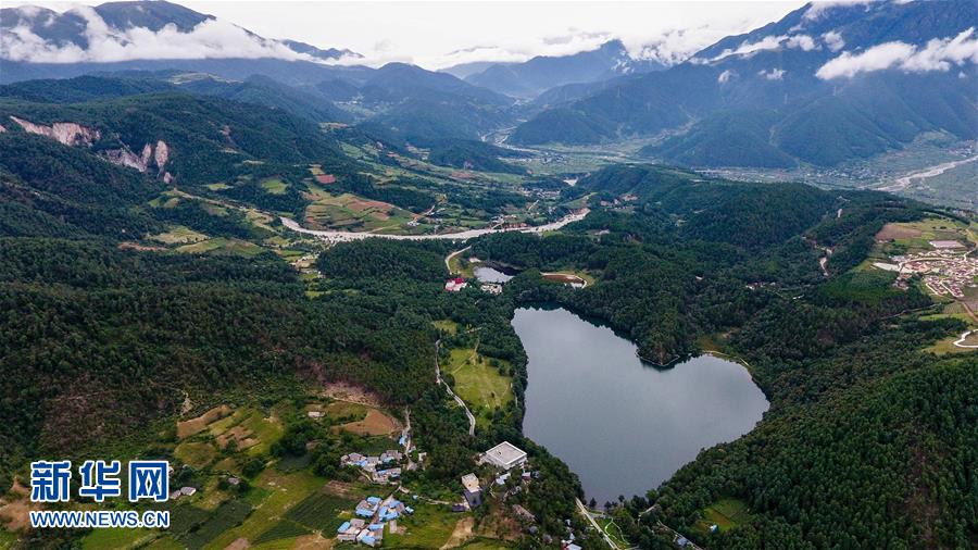 （壯麗70年&middot;奮斗新時代&mdash;&mdash;記者再走長征路&middot;圖文互動）（1）彝海結(jié)盟后，掩護紅軍旗的5400天&mdash;&mdash;鮮為人知的彝家護旗故事