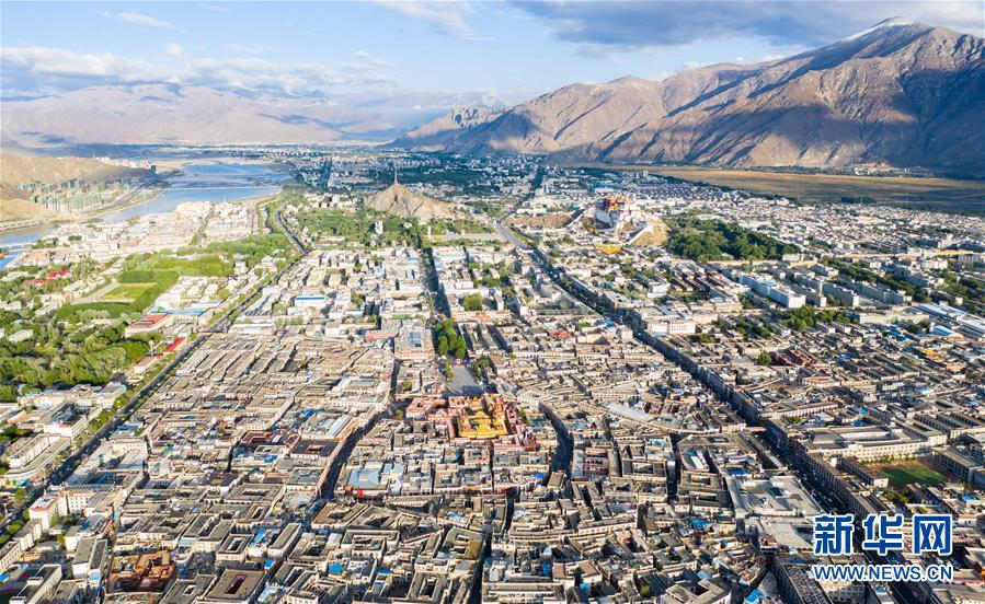 (壯麗70年·奮斗新時(shí)代——共和國發(fā)展成就巡禮·圖文互動(dòng))(1)人間奇跡在高原——新中國成立70年西藏發(fā)展成就紀(jì)實(shí)