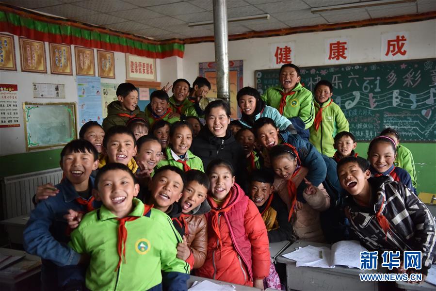 （不忘初心、牢記使命&middot;圖文互動(dòng)）（3）青春之花綻放五千米云端&mdash;&mdash;記扎根海拔最高縣小學(xué)教師夫妻杜安東、曹曉花