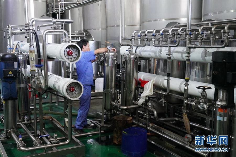 （在習(xí)近平新時(shí)代中國特色社會(huì)主義思想指引下&mdash;&mdash;新時(shí)代新作為新篇章&middot;總書記關(guān)心的百姓身邊事&middot;圖文互動(dòng)）（1）大污染變身&ldquo;大寶藏&rdquo;：治理畜禽糞污，他們這樣干！