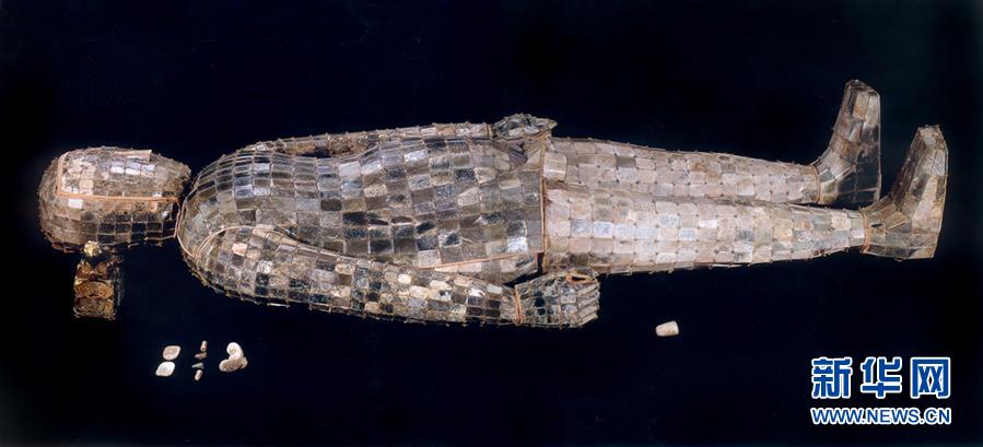 （新華調(diào)查&middot;新中國(guó)考古重大發(fā)現(xiàn)&middot;圖文互動(dòng)）（6）滿(mǎn)城漢墓：點(diǎn)一盞長(zhǎng)信宮燈，看不盡金縷玉衣