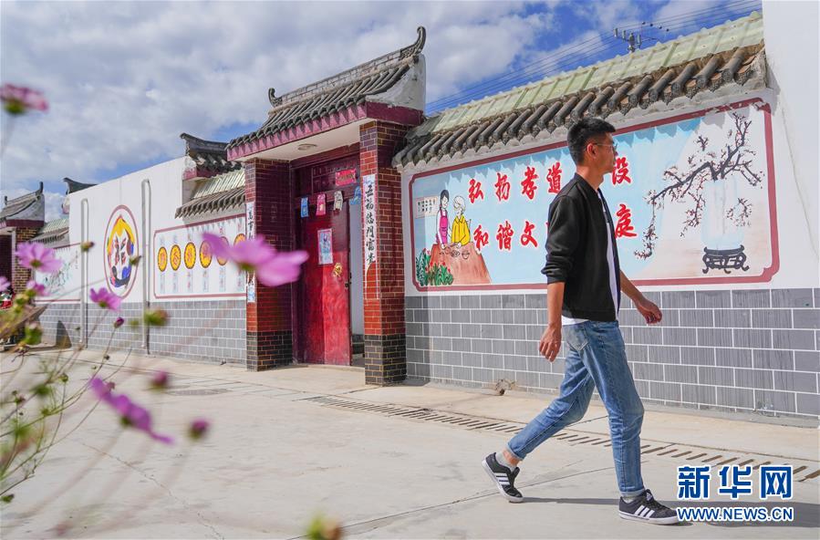 （新華全媒頭條&middot;決戰(zhàn)決勝脫貧攻堅(jiān)&middot;圖文互動）（12）以沖刺的狀態(tài)跑出決勝的姿態(tài)&mdash;&mdash;&ldquo;三區(qū)三州&rdquo;甘肅深貧區(qū)脫貧攻堅(jiān)報(bào)告