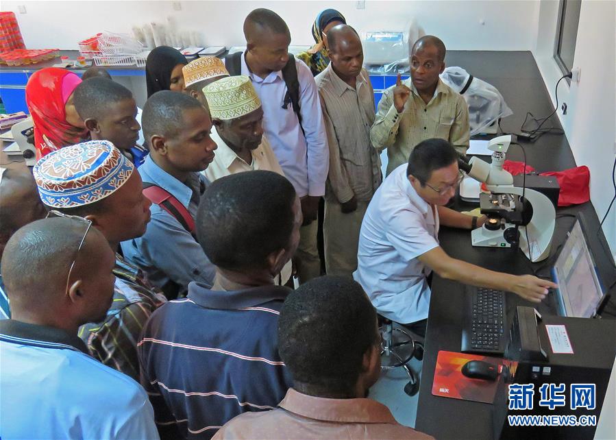 (紅土地“往事新說(shuō)”·圖文互動(dòng))(5)昔日送“瘟神” 今朝健康促小康