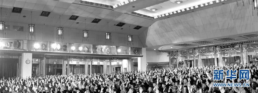 （壯麗70年&middot;奮斗新時(shí)代&mdash;&mdash;新中國崢嶸歲月&middot;圖文互動(dòng)）根本政治制度確立