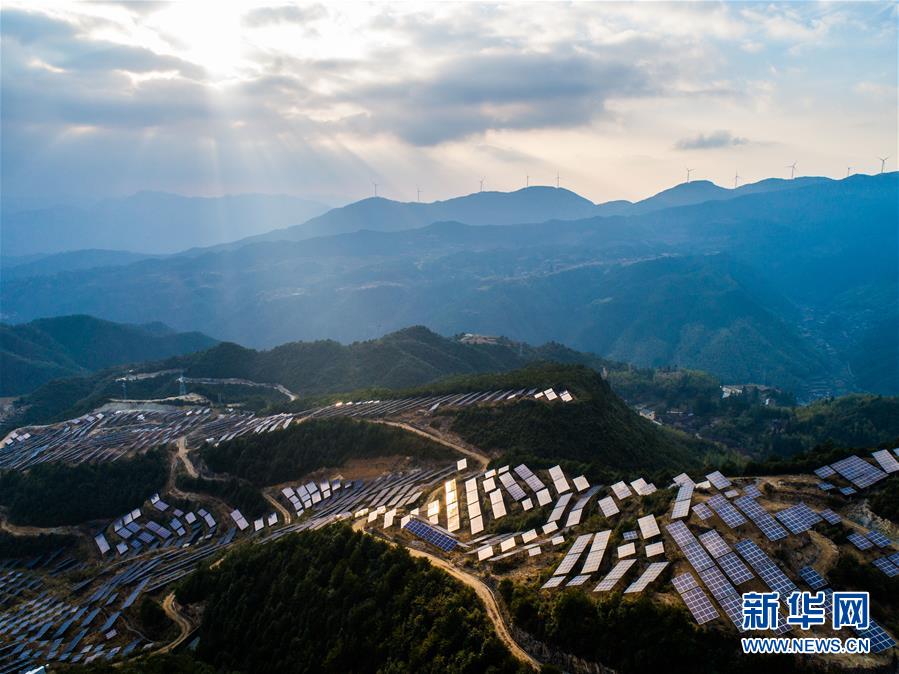 (壯麗70年·奮斗新時(shí)代——共和國發(fā)展成就巡禮·圖文互動)(1)從“用不上”到“有保障”——共和國能源業(yè)發(fā)展成就巡禮