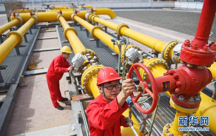 (壯麗70年·奮斗新時(shí)代——共和國發(fā)展成就巡禮·圖文互動)(2)從“用不上”到“有保障”——共和國能源業(yè)發(fā)展成就巡禮