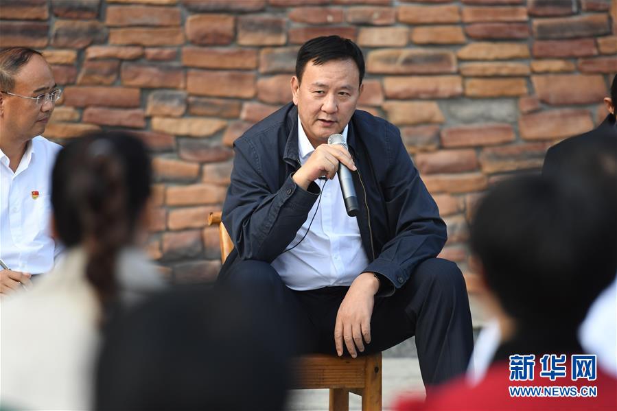 （四中全會(huì)精神在基層&middot;圖文互動(dòng)）（2）學(xué)習(xí)貫徹黨的十九屆四中全會(huì)精神中央宣講團(tuán)在湖南宣講