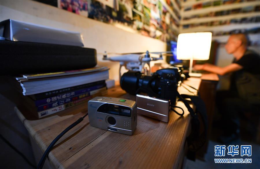 （圖文互動）（7）鄉(xiāng)村攝影師、鄉(xiāng)村&ldquo;模特&rdquo;、民宿店主&mdash;&mdash;鄉(xiāng)村旅游推動婺源農(nóng)民生活方式發(fā)生新變化