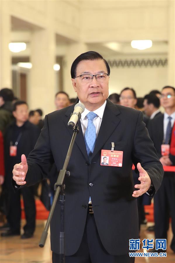 （兩會(huì)&middot;面對(duì)面）（7）全國人大代表接受采訪