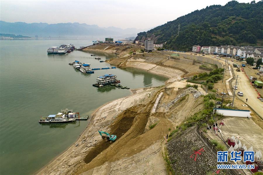 #(新華全媒頭條·兩會(huì)特別報(bào)道·圖文互動(dòng))(5)凝聚不懈奮斗的磅礴力量——從全國兩會(huì)看奮進(jìn)中國的奮斗姿態(tài)