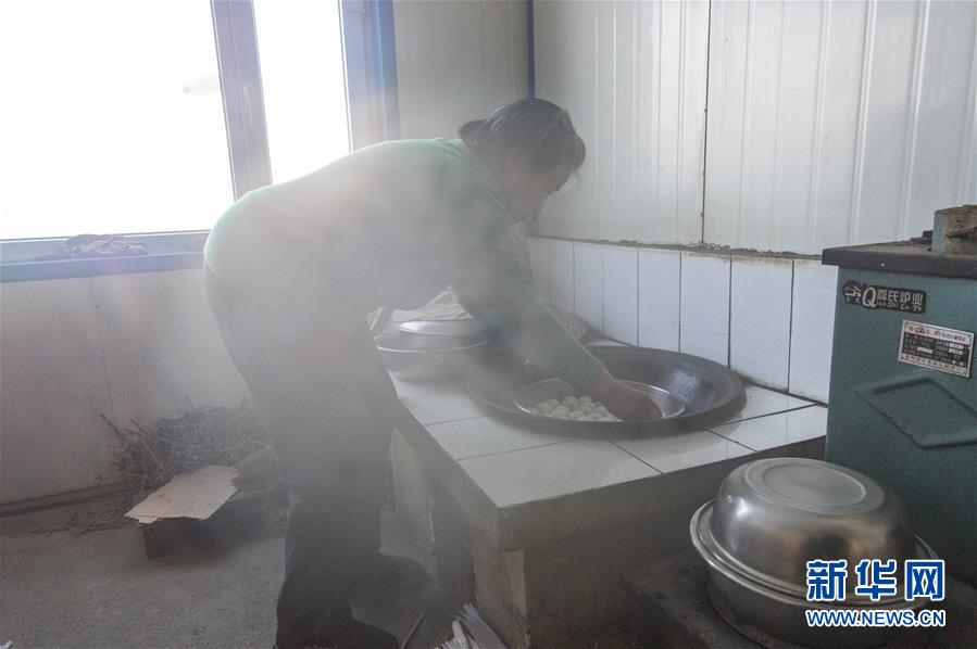 (圖文互動(dòng))(4)從“輕工漁網(wǎng)重工馬掌”到“圓夢(mèng)小康”——“中國(guó)東極”脫貧攻堅(jiān)剪影