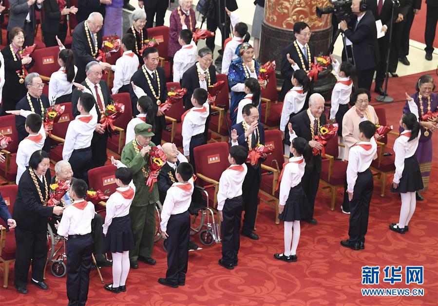 （新華全媒頭條&middot;圖文互動）（19）創(chuàng)新，在復(fù)興的征程上&mdash;&mdash;以習(xí)近平同志為核心的黨中央關(guān)心科技創(chuàng)新工作紀(jì)實(shí)