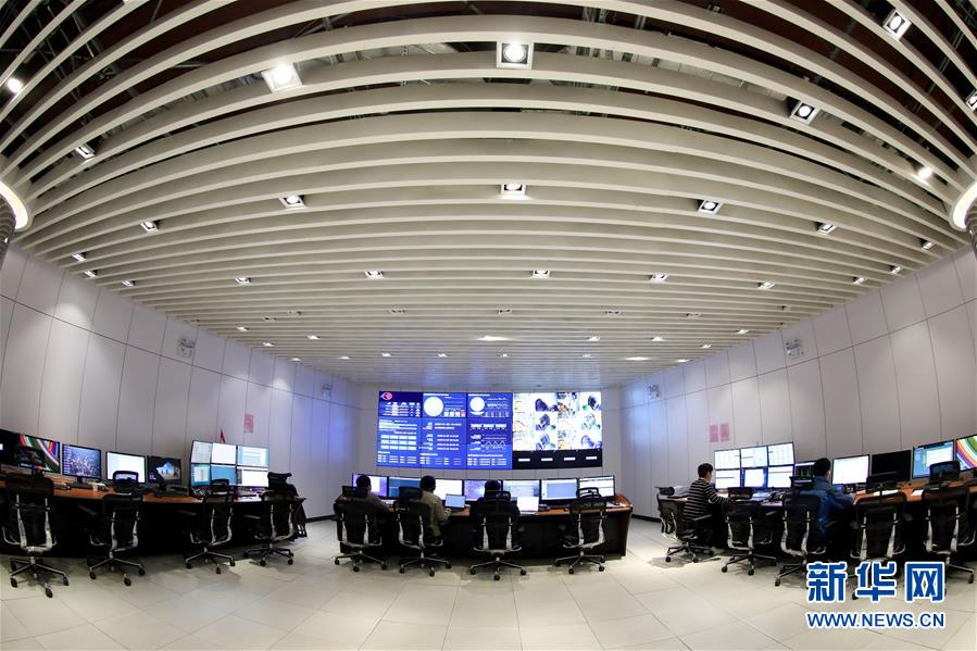 （新華全媒頭條&middot;圖文互動(dòng)）（18）星辰大海，才是它的征途&mdash;&mdash;&ldquo;中國(guó)天眼&rdquo;通過(guò)國(guó)家驗(yàn)收正式開放運(yùn)行