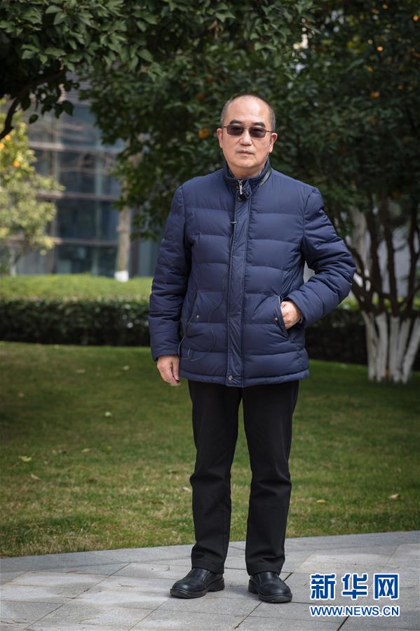 (新華全媒頭條·聚焦疫情防控·圖文互動)(5)拼漸凍生命 與疫魔競速——記疫情“風(fēng)暴眼”中武漢金銀潭醫(yī)院院長張定宇