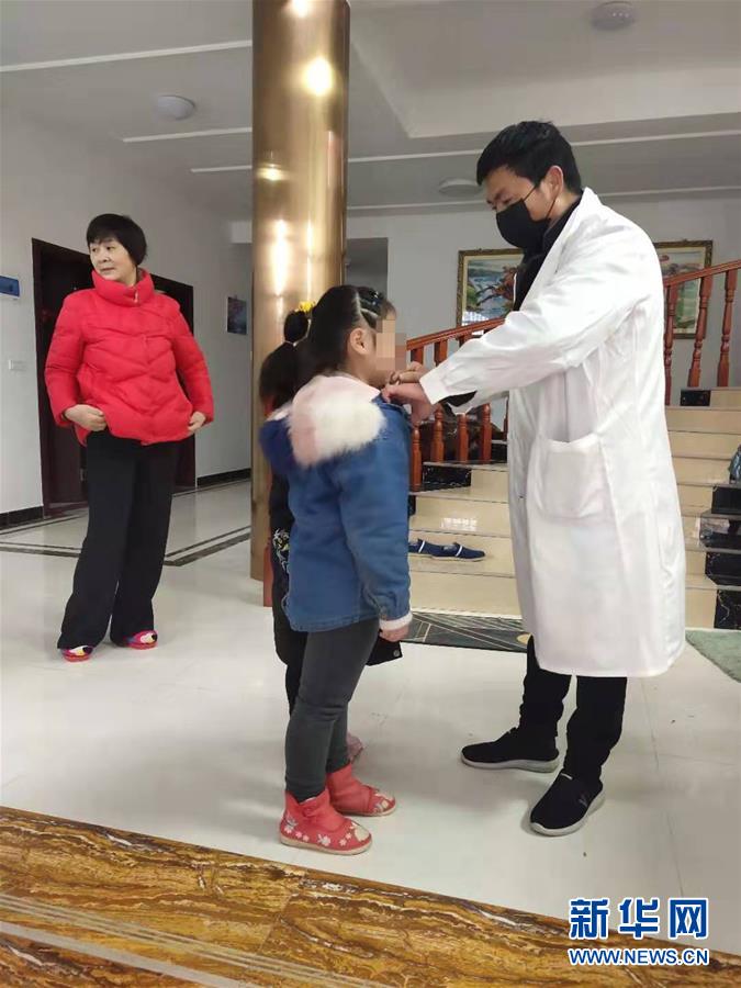 （聚焦疫情防控&middot;圖文互動）（3）從武漢返鄉(xiāng)的一家人：&ldquo;鄰里情割不斷，自行隔離是義務&rdquo;