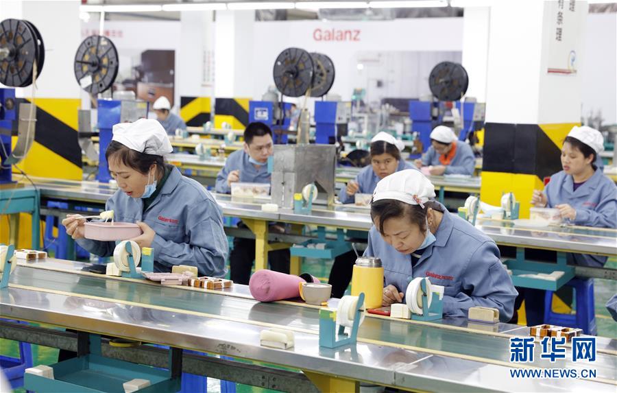 （來(lái)自經(jīng)濟(jì)前沿的故事&middot;企業(yè)復(fù)工復(fù)產(chǎn)&middot;圖文互動(dòng)）（3）&ldquo;這次復(fù)工終生難忘&rdquo;&mdash;&mdash;廣東格蘭仕安全員復(fù)工記 