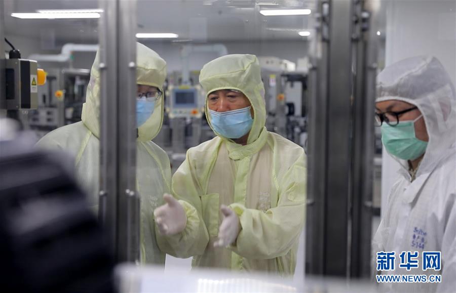 (聚焦疫情防控·圖文互動)(3)把最好的留給最需要的醫(yī)護(hù)人員——深圳醫(yī)療物資企業(yè)生產(chǎn)見聞