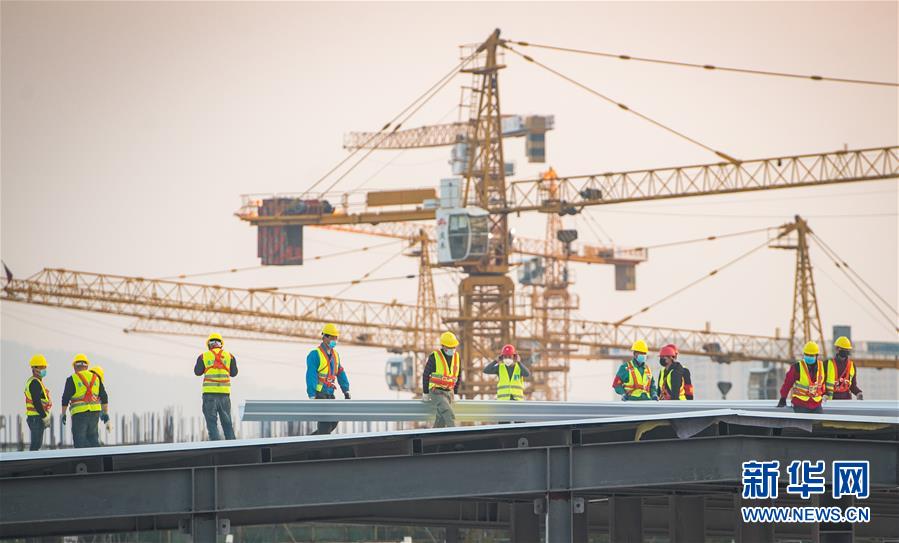 （新華全媒頭條&middot;圖文互動）（2）將戰(zhàn)&ldquo;疫&rdquo;進(jìn)行到底！&mdash;&mdash;寫在武漢疫情防控的關(guān)鍵階段