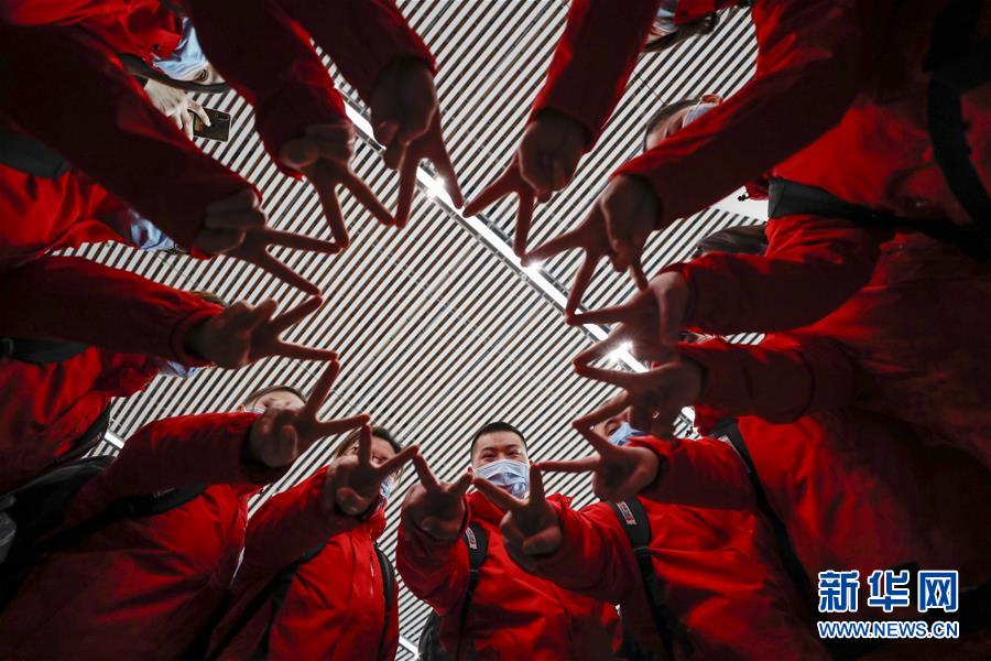 （聚焦疫情防控&middot;對口支援19省份在奮戰(zhàn)&middot;圖文互動）（4）&ldquo;當我們摘下口罩，看到彼此勝利的微笑&rdquo;&mdash;&mdash;重慶對口支援孝感市抗擊疫情紀實