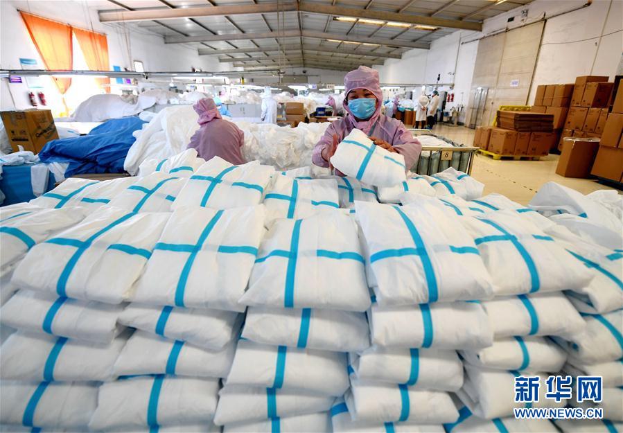 （新華全媒頭條&middot;圖文互動(dòng)）（7）分秒必爭(zhēng)，打好醫(yī)療物資保障戰(zhàn)！&mdash;&mdash;全國(guó)全力保障醫(yī)療物資供應(yīng)