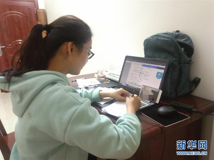 (新華網(wǎng)·圖文互動)(2)為“逆行者”后方護(hù)航,這些大學(xué)生的假期不一般