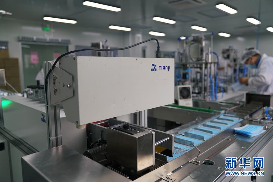 （聚焦疫情防控&middot;圖文互動）（1）口罩機&ldquo;微創(chuàng)新&rdquo;里的工匠精神