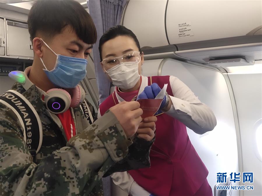 (新華全媒頭條·圖文互動(dòng))(4)暢通復(fù)工復(fù)產(chǎn)“生命線”——全國(guó)恢復(fù)正常交通運(yùn)輸秩序