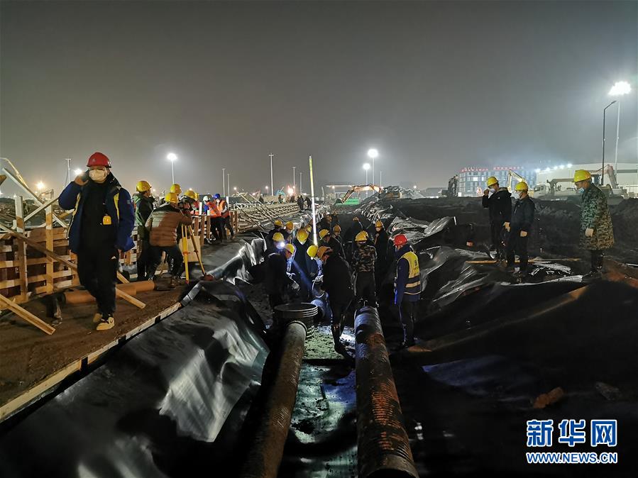 （一線抗疫群英譜&middot;圖文互動）（3）羅文浩：&ldquo;女兒，你的名字里有溫暖，有榮光！&rdquo;