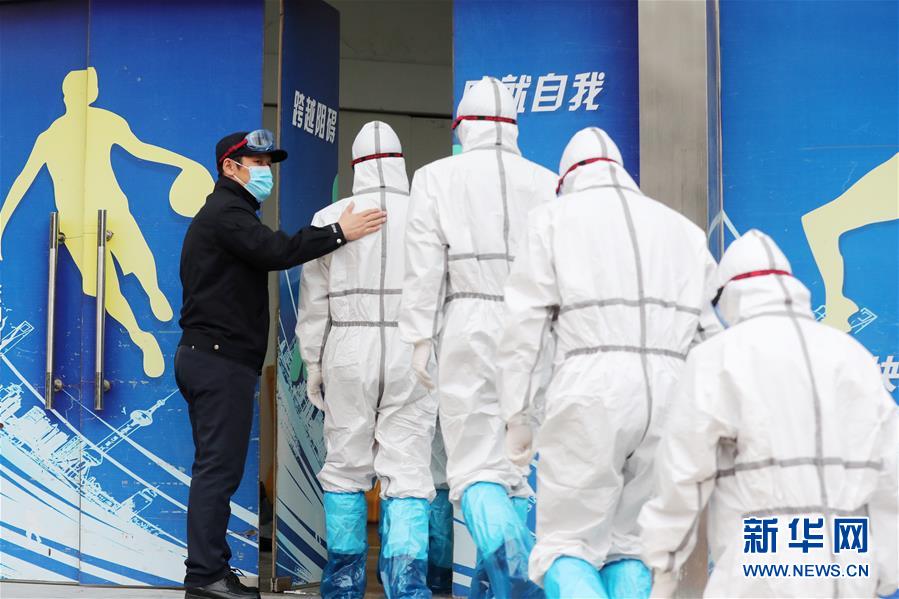 （習(xí)近平致敬的戰(zhàn)&ldquo;疫&rdquo;英雄&middot;公安干警篇&middot;圖文互動）（2）他們，抗疫一線鑄警魂