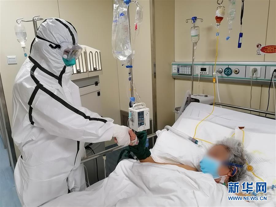 (一線抗疫群英譜·圖文互動)(6)沖鋒在首都戰(zhàn)“疫”最前沿——解放軍總醫(yī)院第五醫(yī)學中心感染病醫(yī)學部戰(zhàn)“疫”記事