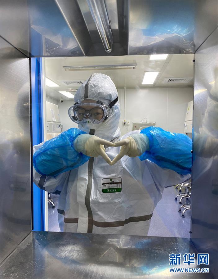 （一線抗疫群英譜&middot;圖文互動）（1）&ldquo;95后&rdquo;大學生郝鶯歌：退掉車票，她選擇直面病毒