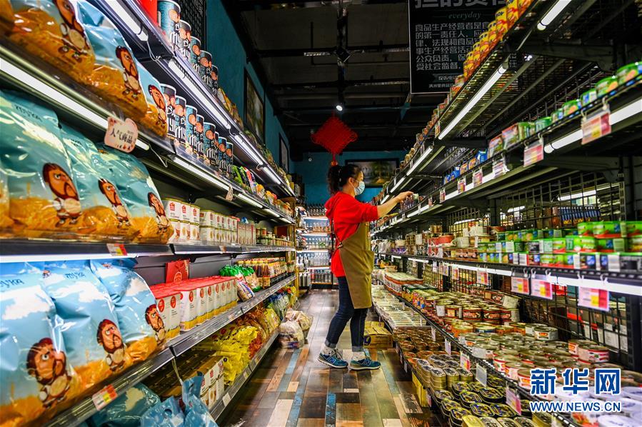 （聚焦疫情防控&middot;圖文互動(dòng)）（2）&ldquo;確保輸入病例不影響居民正常生活&rdquo;&mdash;&mdash;中國最大陸路口岸內(nèi)蒙古滿洲里口岸抗疫見聞