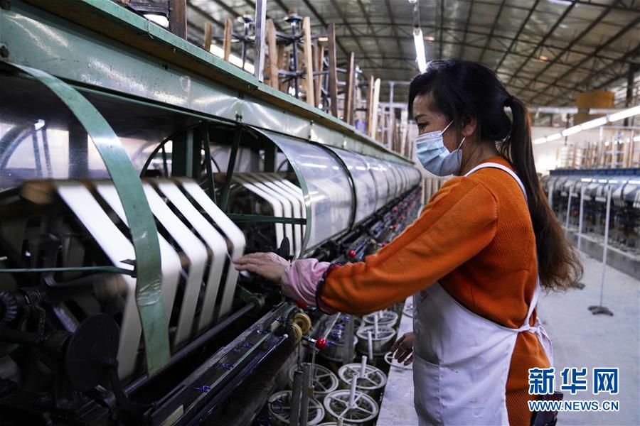 (決戰(zhàn)決勝脫貧攻堅·圖文互動)(3)貧困戶的“收入賬”——廣西極貧縣隆林各族自治縣見聞