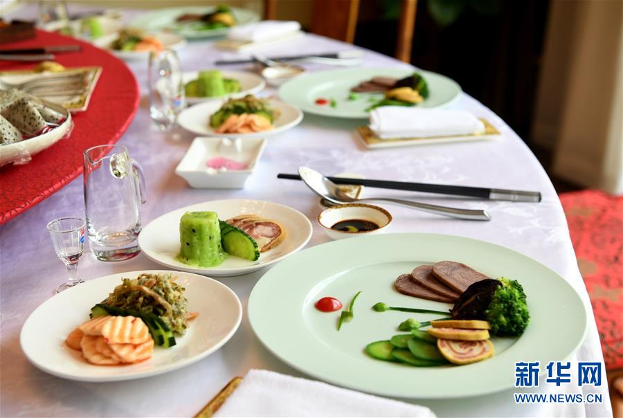 （聚焦復(fù)工復(fù)產(chǎn)&middot;圖文互動）（2）&ldquo;分得安心，吃得放心&rdquo;&mdash;&mdash;豫菜老字號的復(fù)工見聞