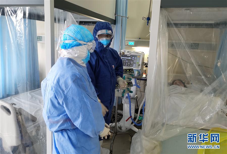 (一線(xiàn)抗疫群英譜·圖文互動(dòng))(1)張正良:“我們完成了自己的使命”