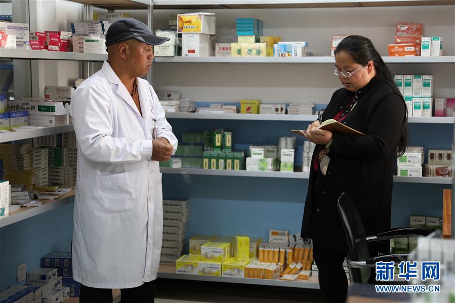 （代表委員履職&middot;圖文互動(dòng)）（7）為百姓健康奔走&mdash;&mdash;全國(guó)人大代表胡阿羅履職記