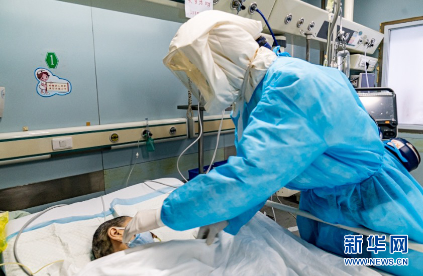 （新華全媒頭條&middot;圖文互動(dòng)）（3）&ldquo;我看不見你的樣子，但我知道你是誰&rdquo;&mdash;&mdash;寫在國際護(hù)士節(jié)來臨之際