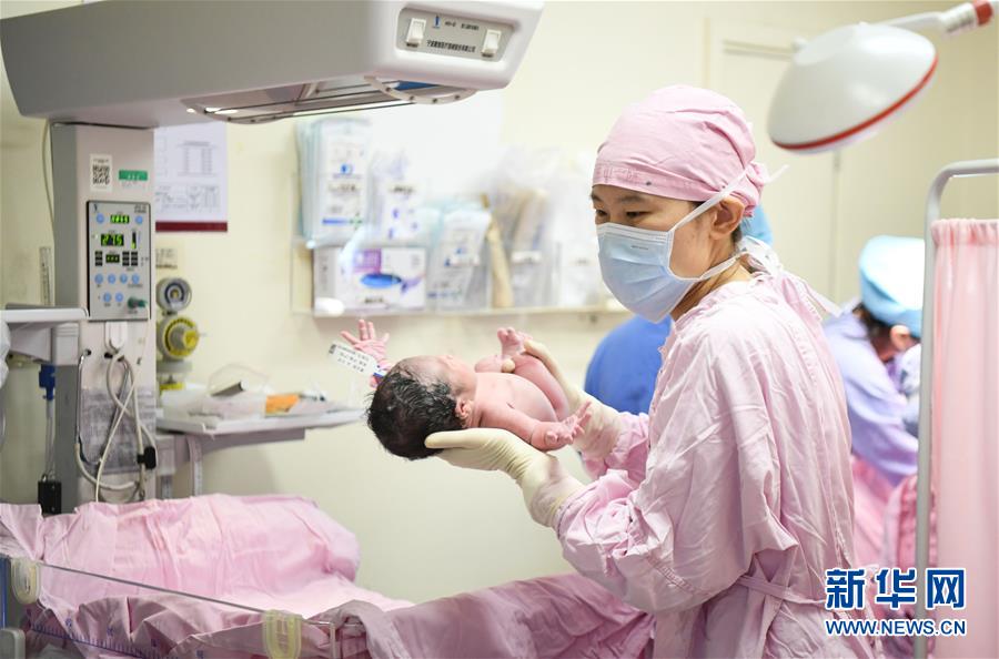 （新華全媒頭條&middot;圖文互動(dòng)）（5）&ldquo;我看不見你的樣子，但我知道你是誰&rdquo;&mdash;&mdash;寫在國際護(hù)士節(jié)來臨之際