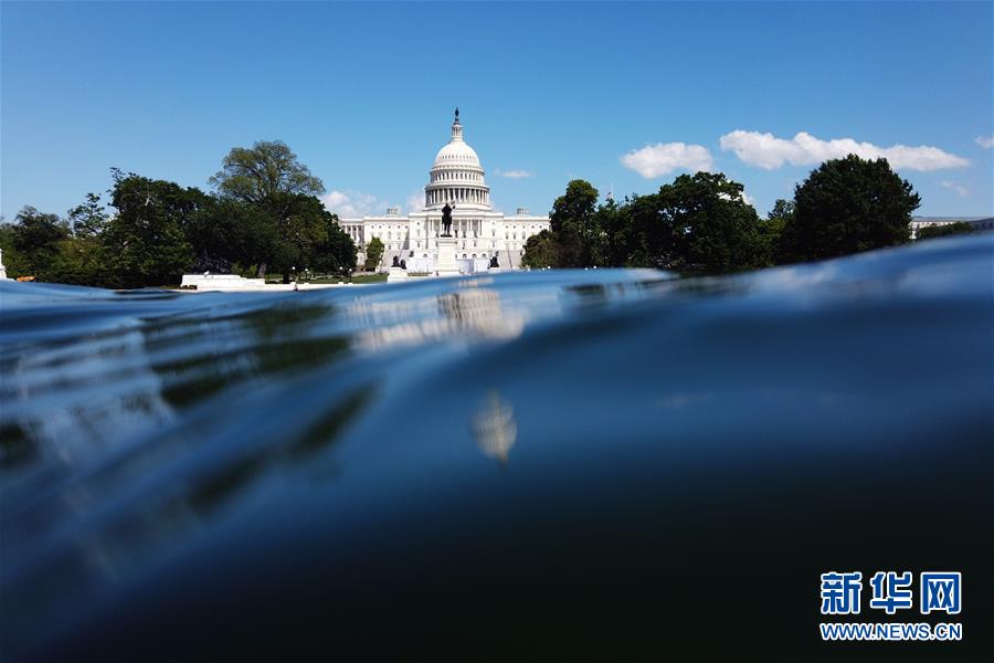 (國際疫情)(7)應(yīng)對(duì)疫情沖擊 美眾議院通過3萬億美元援助計(jì)劃