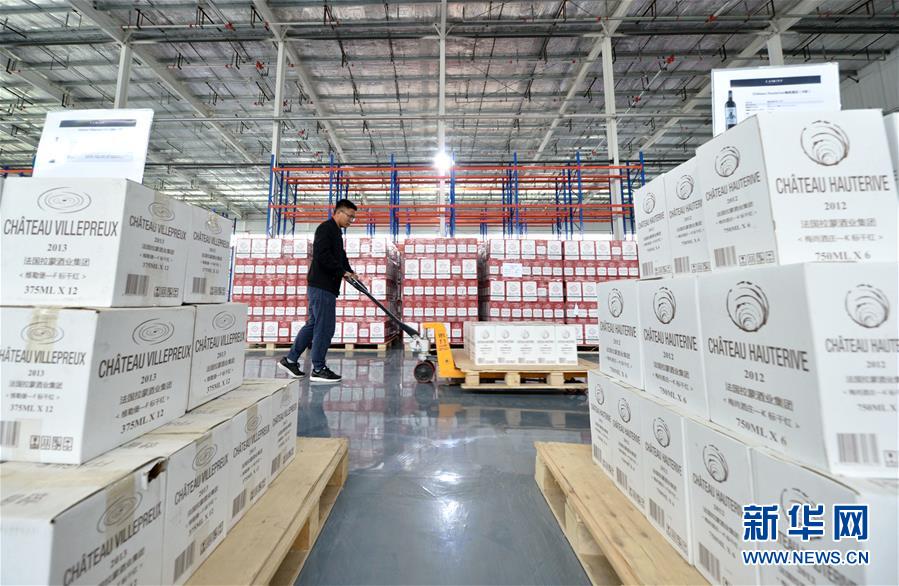 (新華全媒頭條·兩會精神看落實(shí)·圖文互動)(3)培育新機(jī) 開辟新局——落實(shí)全國兩會精神激發(fā)經(jīng)濟(jì)發(fā)展新動能述評