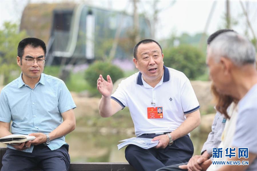 （新華全媒頭條&middot;兩會精神看落實&middot;圖文互動）（2）整體謀劃、系統(tǒng)升級、全面提升&mdash;&mdash;落實全國兩會精神織牢織密公共衛(wèi)生防護網(wǎng)