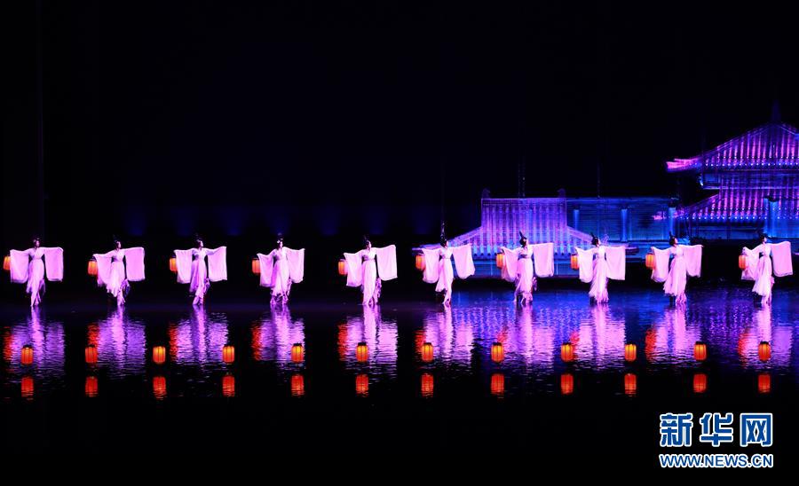 (新華全媒頭條·圖文互動)(3)待到滿山紅葉時——三峽重慶庫區(qū)踐行新發(fā)展理念面面觀