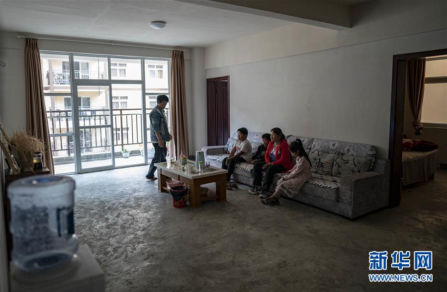 (脫貧攻堅(jiān))(6)托坪脫貧 五湖為家