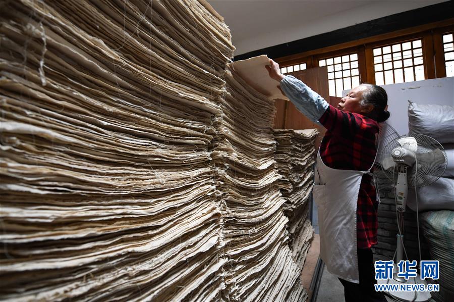 (新華全媒頭條·圖文互動(dòng))(8)沿著習(xí)近平總書記考察時(shí)的“非遺”足跡