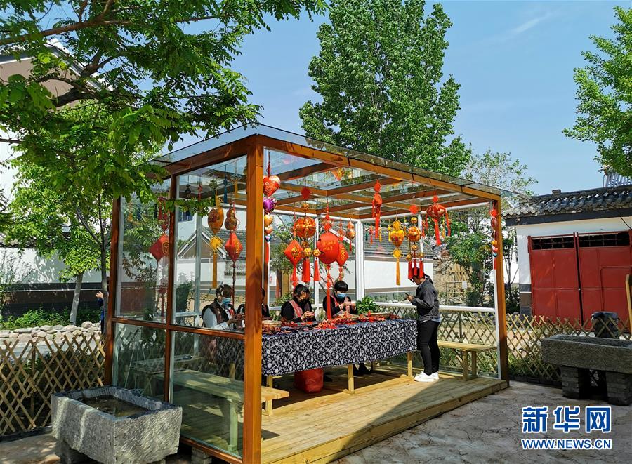 (新華全媒頭條·圖文互動(dòng))(11)沿著習(xí)近平總書記考察時(shí)的“非遺”足跡