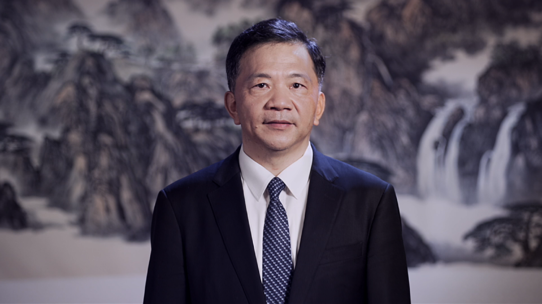 中宣部副部長  中央廣播電視總臺臺長、總編輯   慎海雄